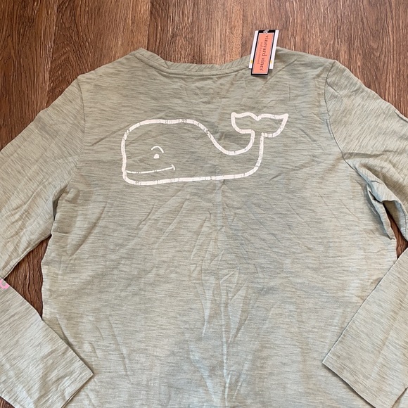 Vineyard Vines Shirt - Picture 5 of 5